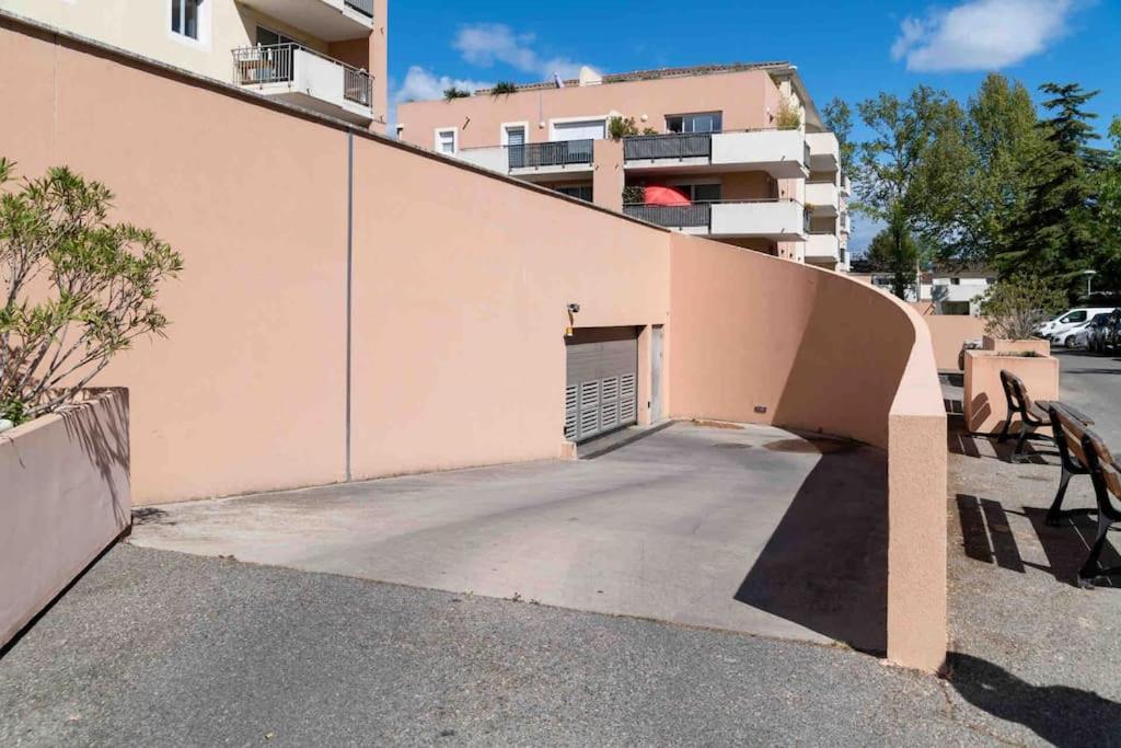 Appartement Avignon Garage-Spacieuse Terrasse Luaran gambar